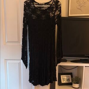 Easel Black and White Pleated Sheath Dress